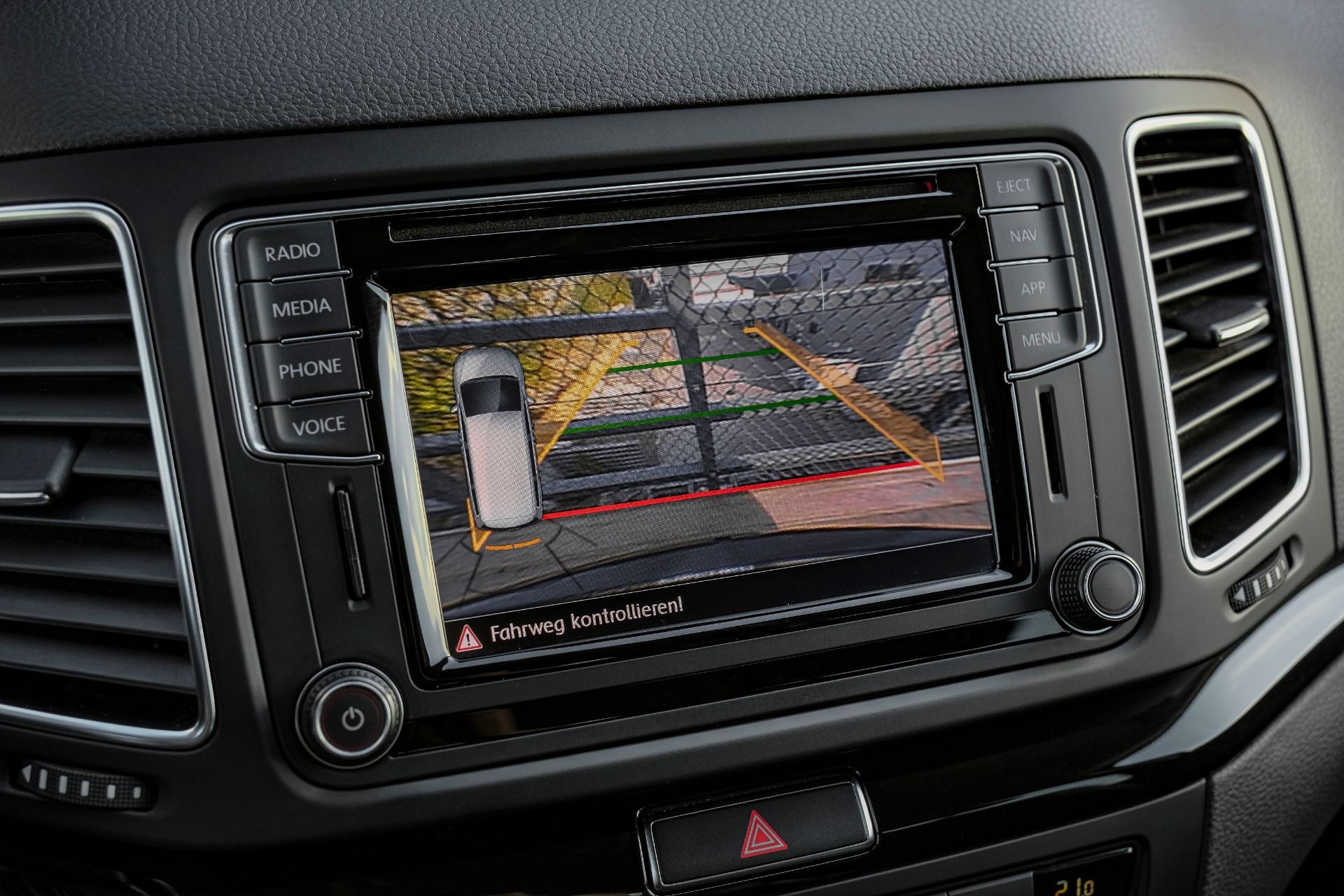 VW Sharan 2.0 TDI BMT Highline 4Motion DSG-image-19