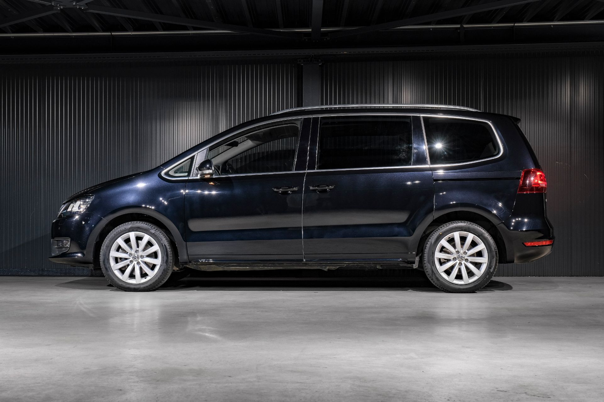 VW Sharan 2.0 TDI BMT Highline 4Motion DSG-image-8