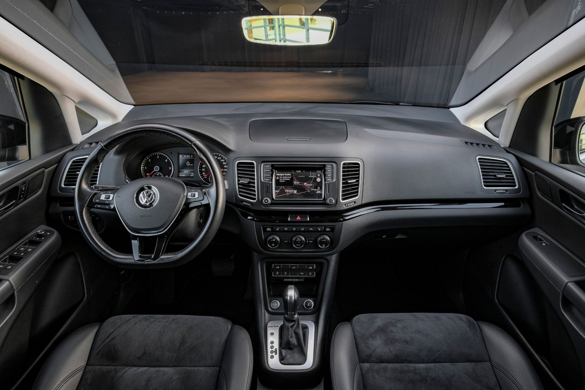VW Sharan 2.0 TDI BMT Highline 4Motion DSG-image-15