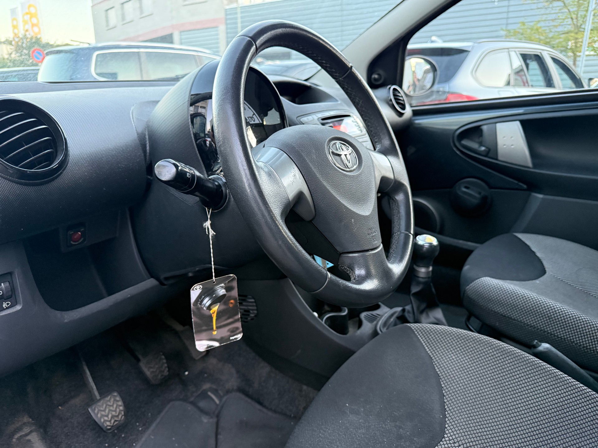 TOYOTA Aygo 1.0 VVT-i Luna-image-9