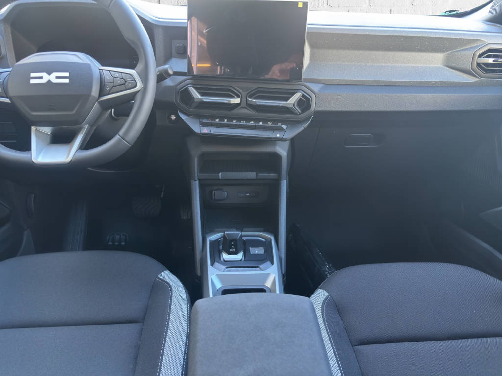 DACIA Duster 1.8 Hybrid Journey-image-8