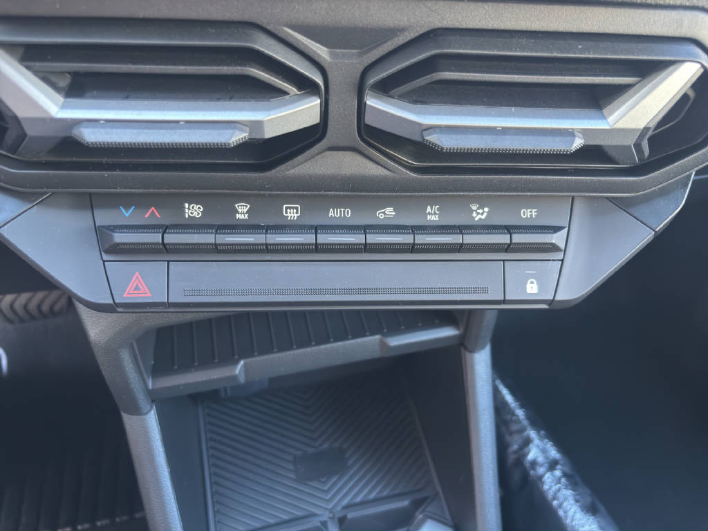 DACIA Duster 1.8 Hybrid Journey-image-12