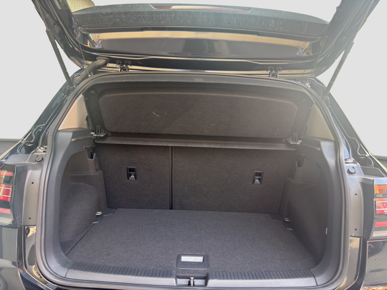 VW T-Cross 1.0 TSI Life Selection DSG-image-9
