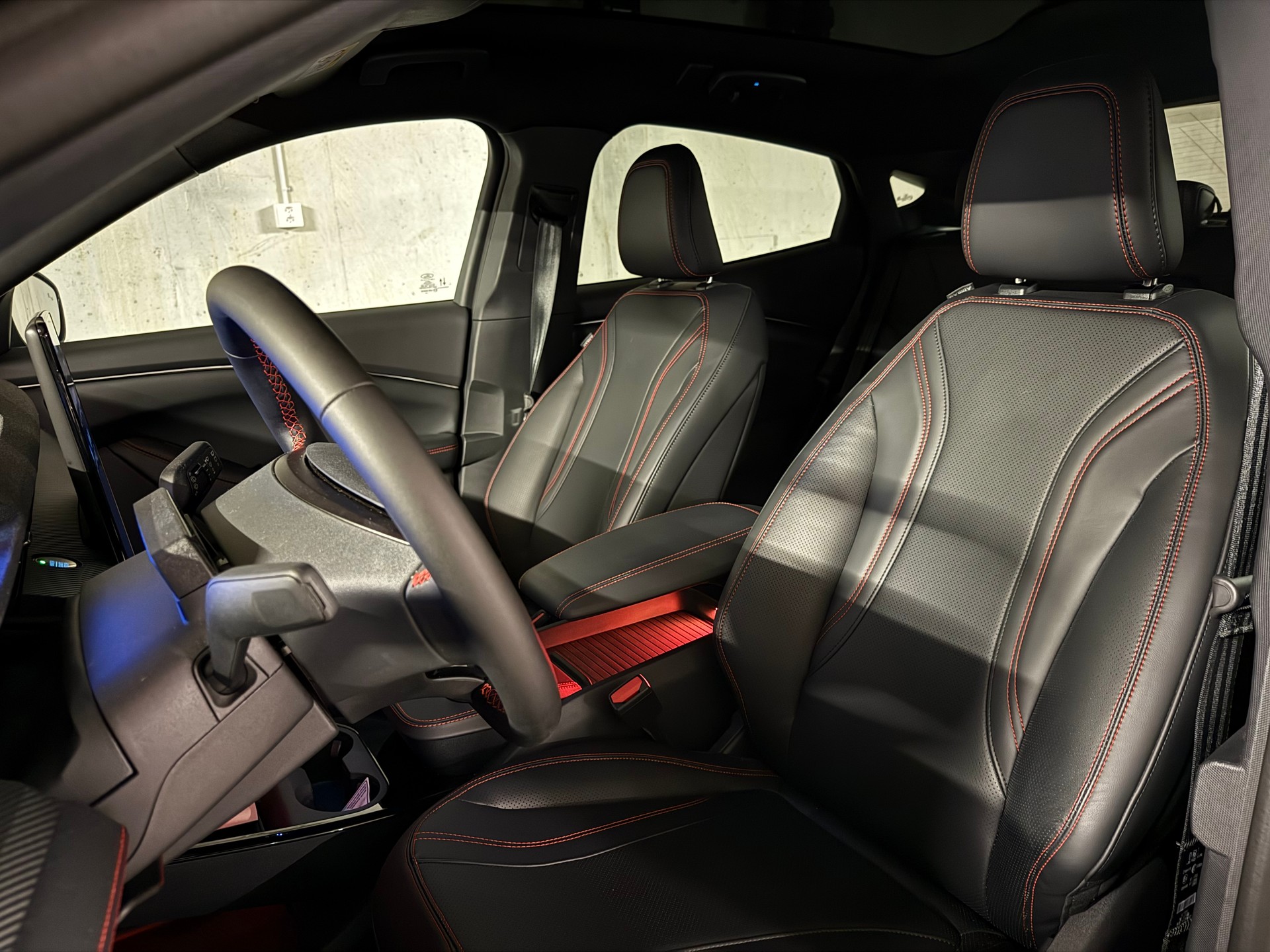 FORD Mustang MACH-E Premium AWD 88 kWh-image-9