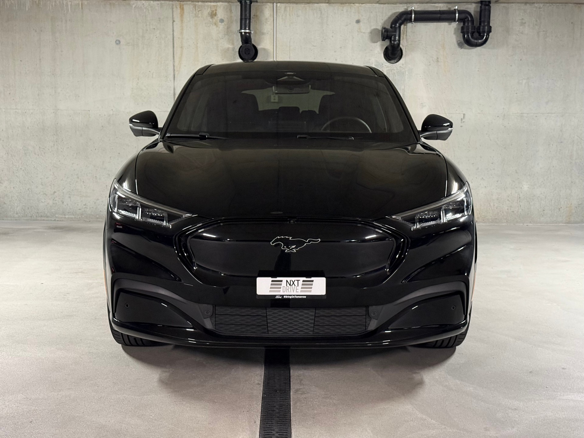 FORD Mustang MACH-E Premium AWD 88 kWh-image-1