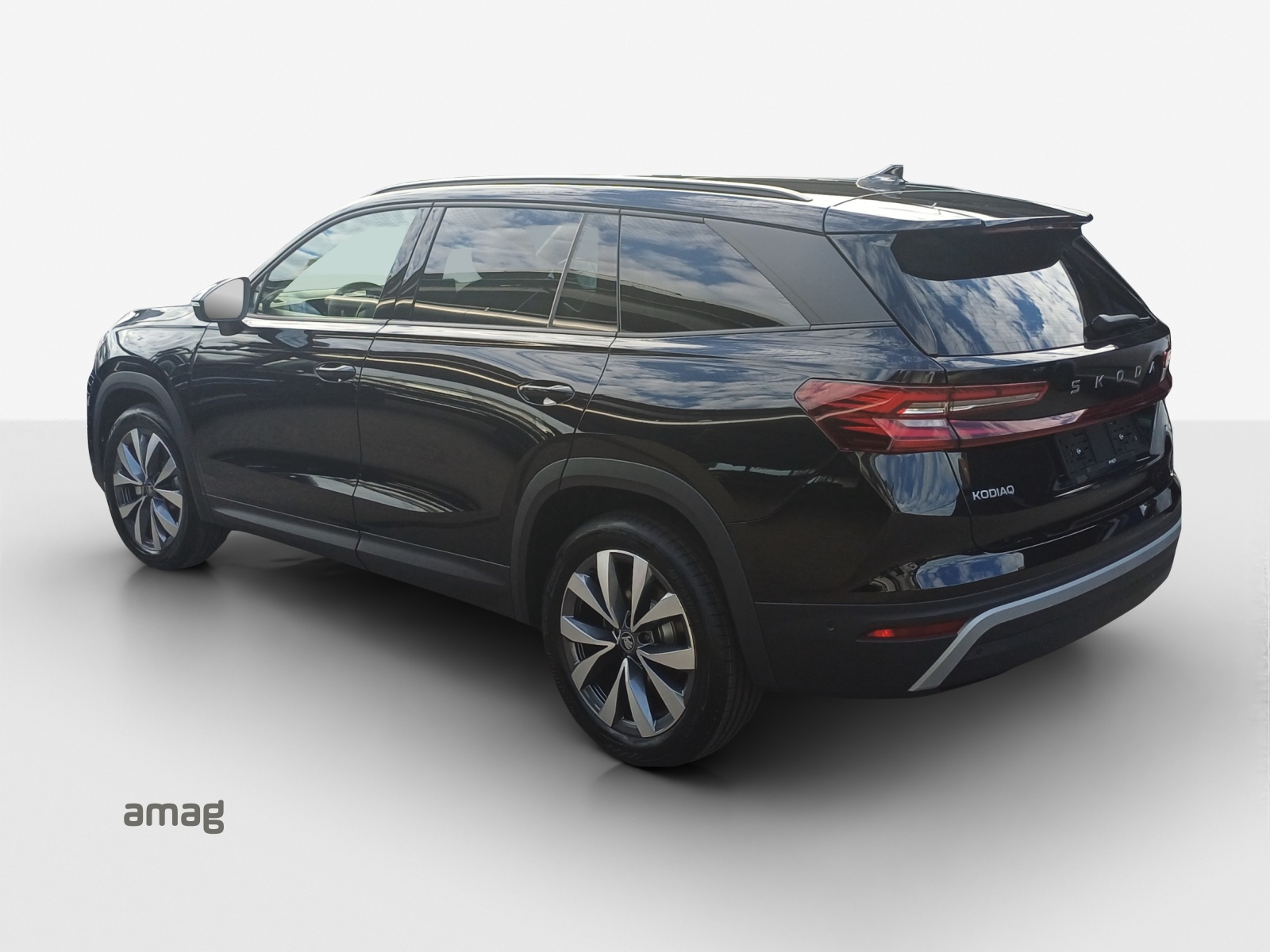 SKODA Kodiaq 2.0 TSI Selection 4x4-image-2