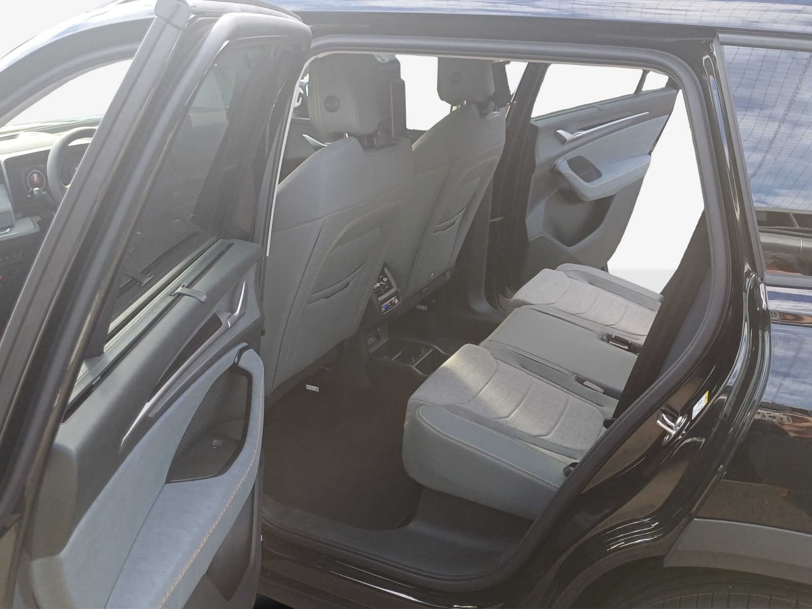 SKODA Kodiaq 2.0 TSI Selection 4x4-image-11