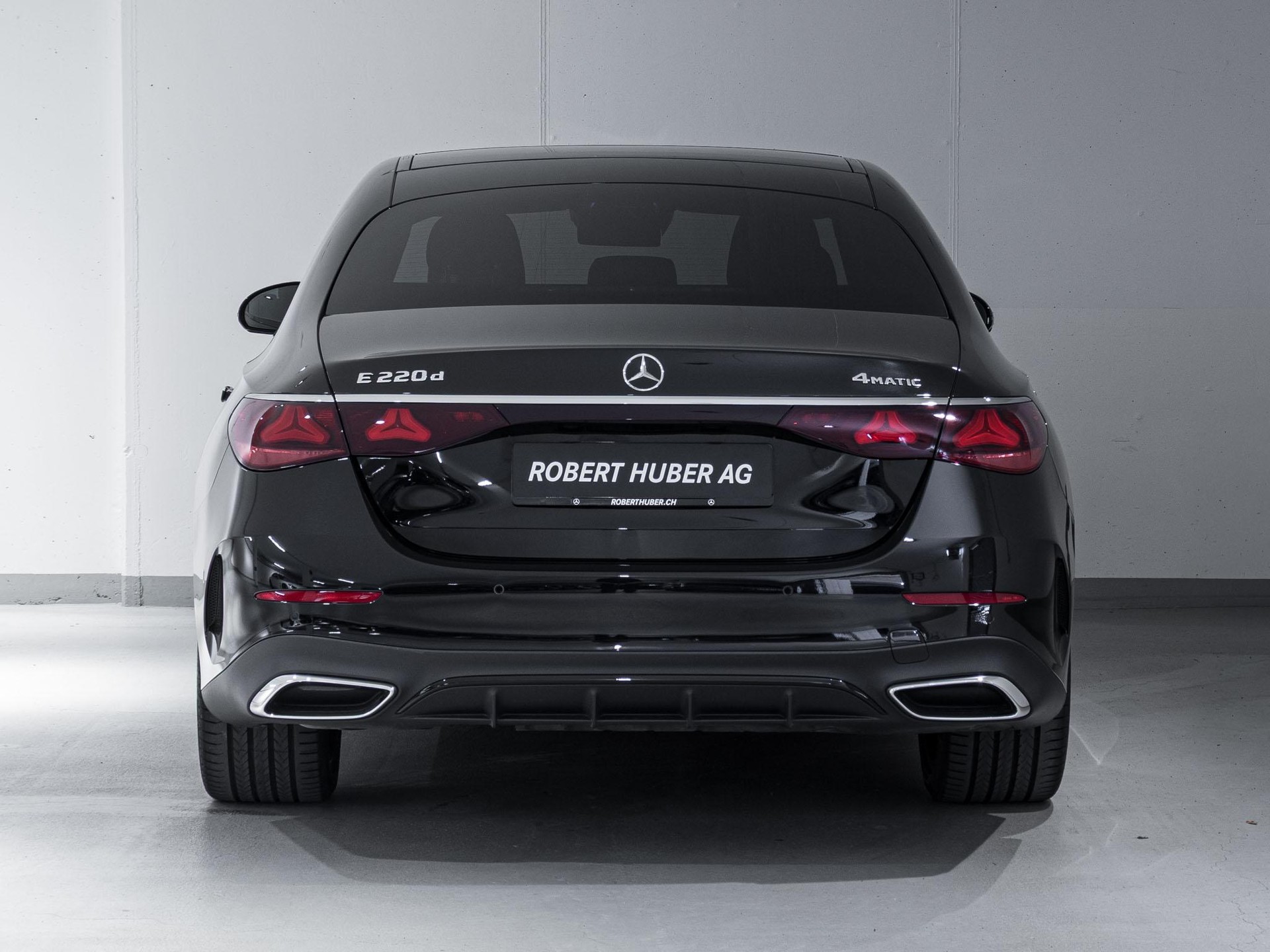 MERCEDES-BENZ E 220 d 4MATIC-image-5