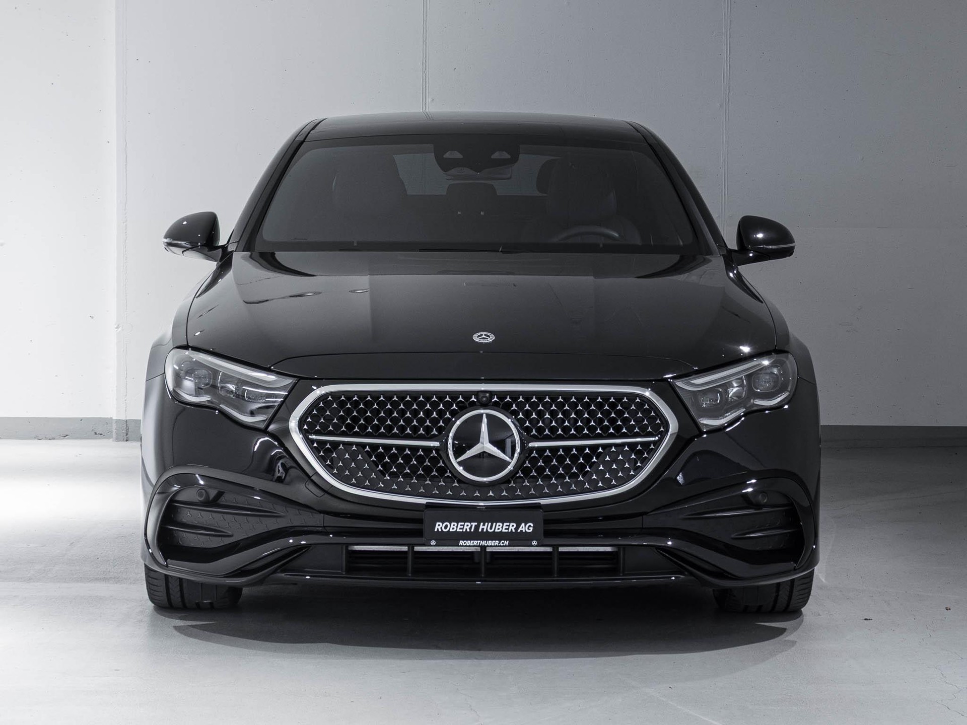 MERCEDES-BENZ E 220 d 4MATIC-image-2