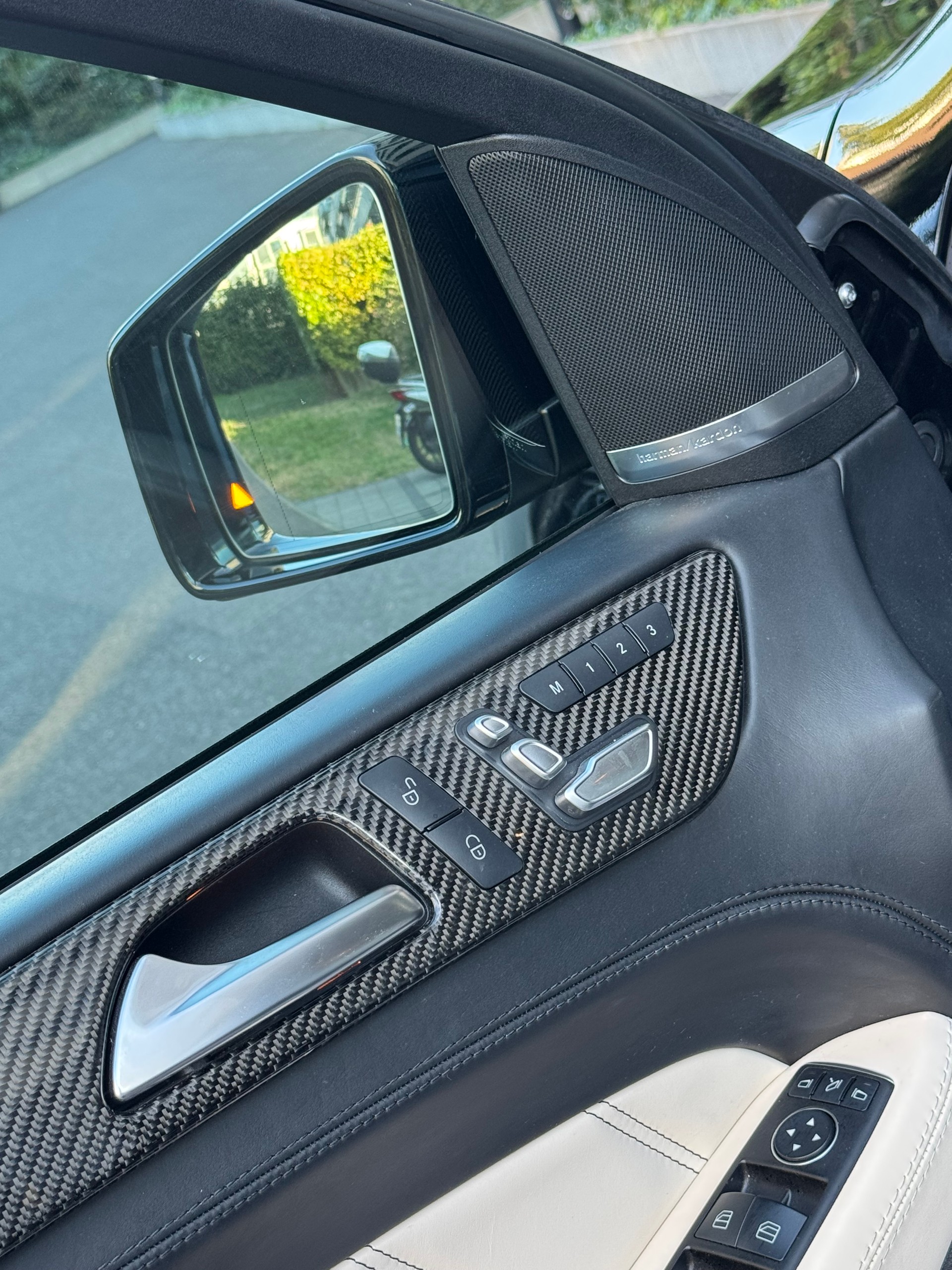 MERCEDES-BENZ GLE Coupé 63 S AMG 4Matic BLACK EDITION-image-12