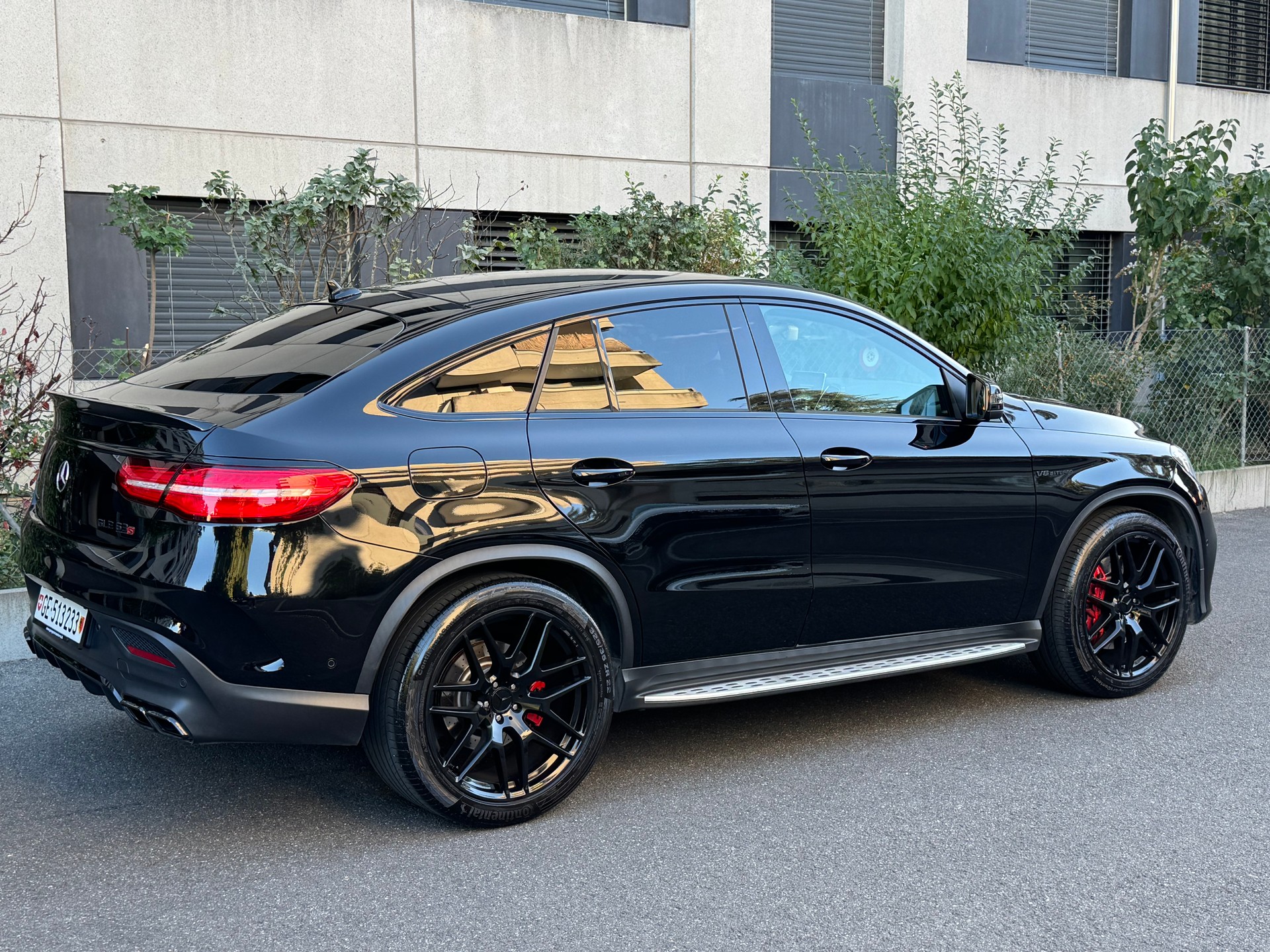 MERCEDES-BENZ GLE Coupé 63 S AMG 4Matic BLACK EDITION-image-4