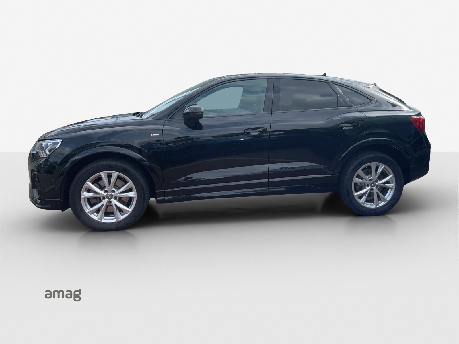 AUDI Q3 Sportback 45 TFSI S line quattro S-tronic-image-1
