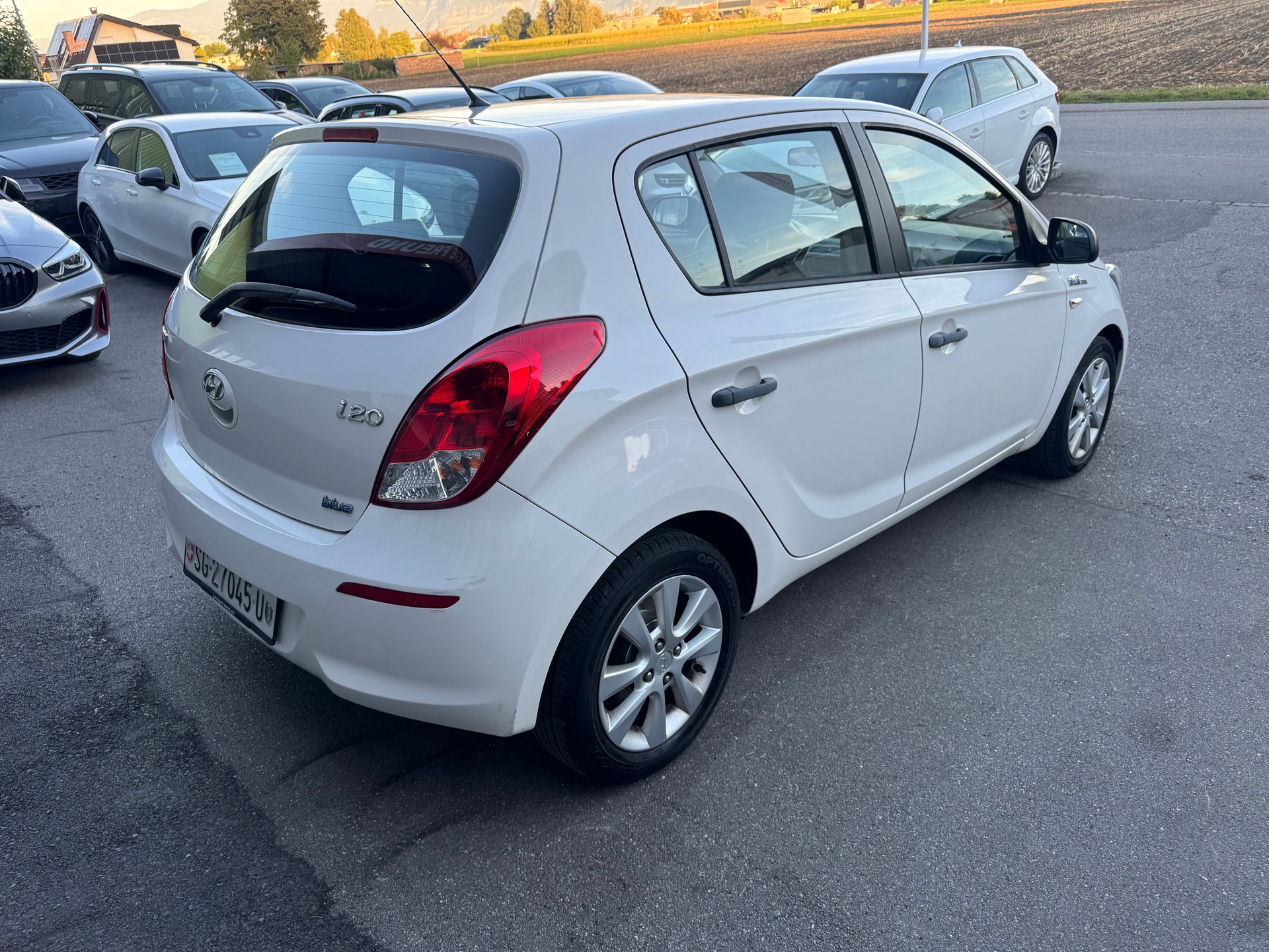 HYUNDAI i20 1.2 Comfort-image-8