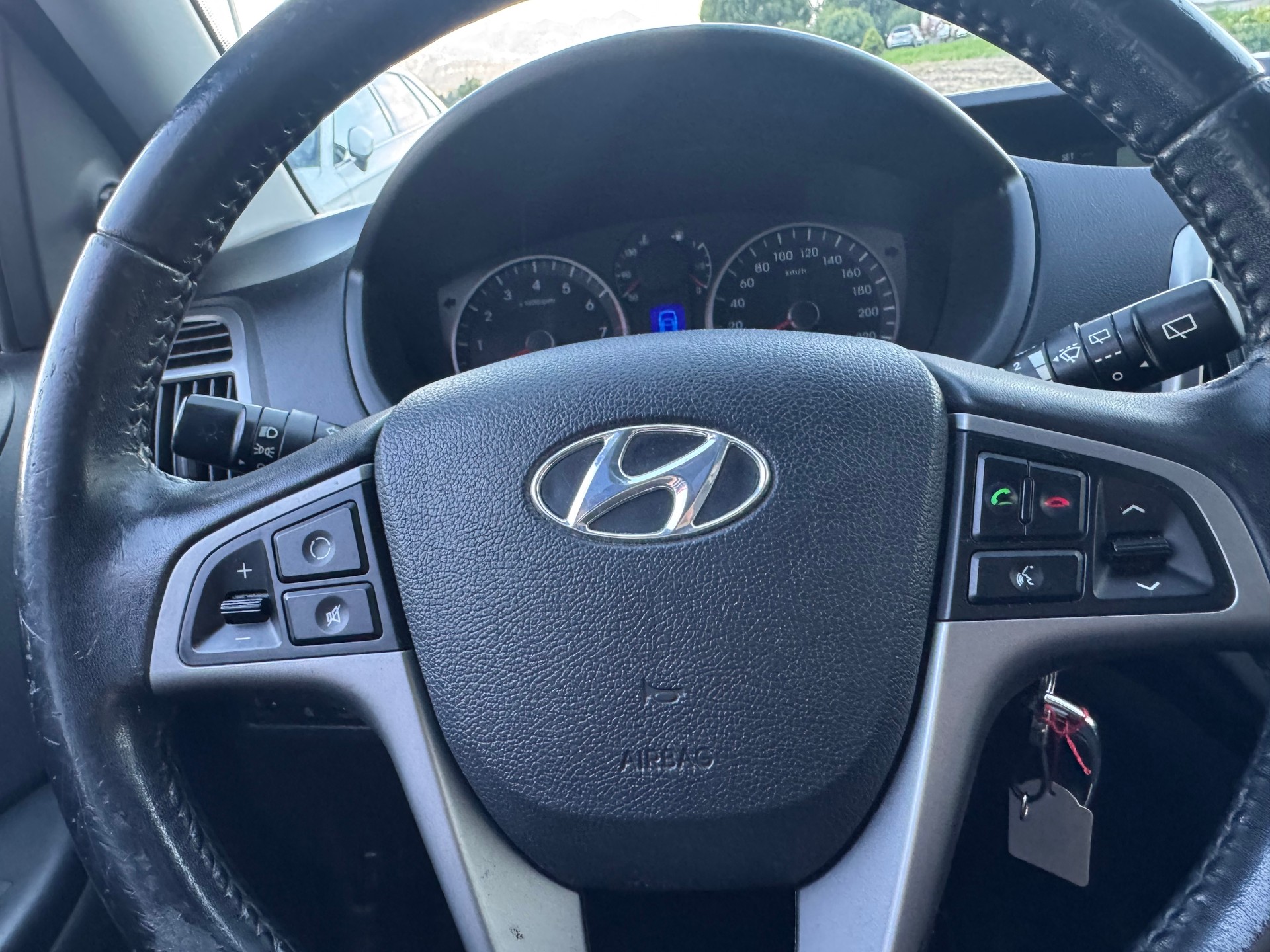 HYUNDAI i20 1.2 Comfort-image-26