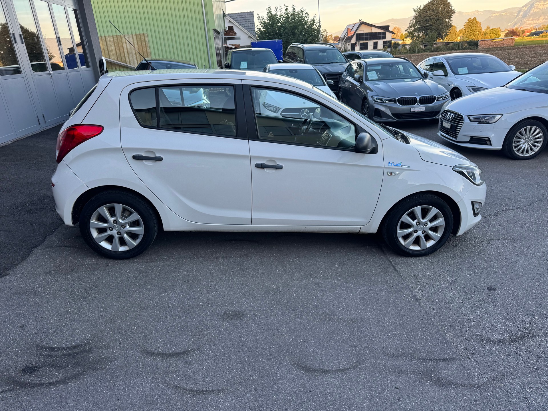 HYUNDAI i20 1.2 Comfort-image-9