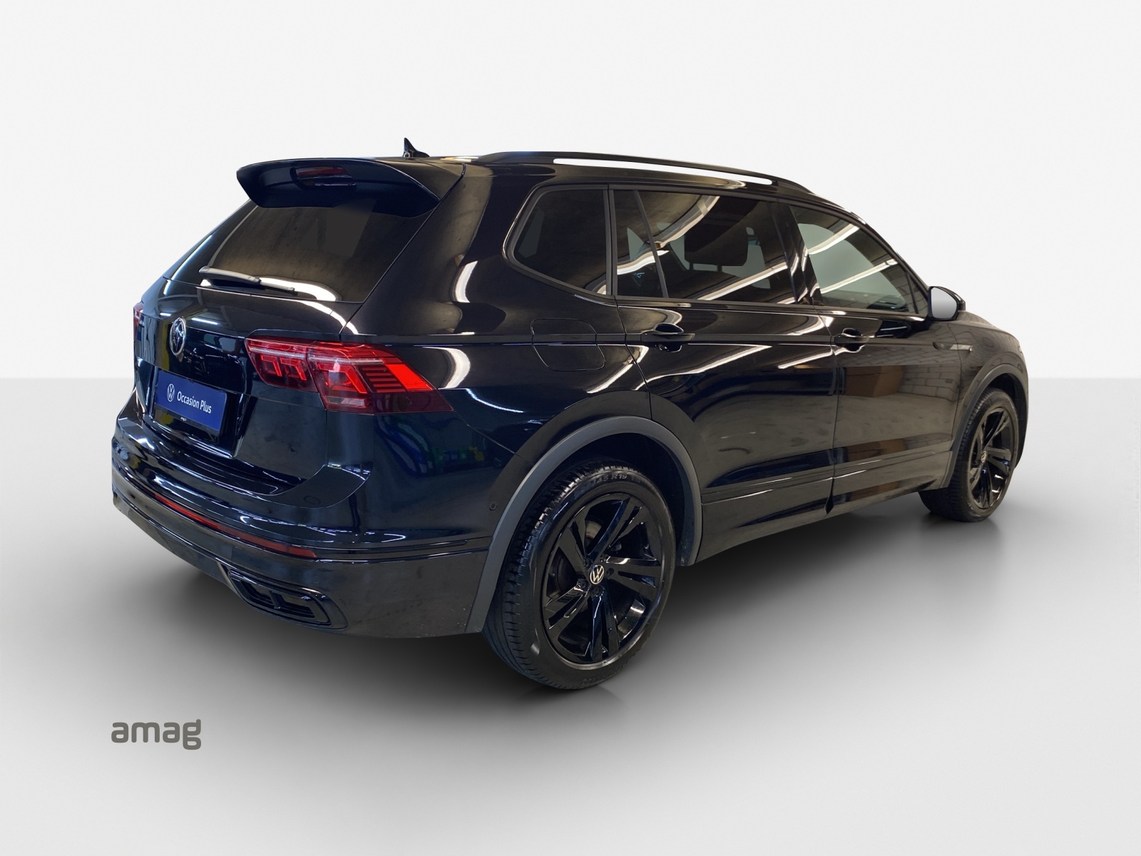 VW Tiguan Allspace 2.0TSI R-Line 4Motion DSG-image-4