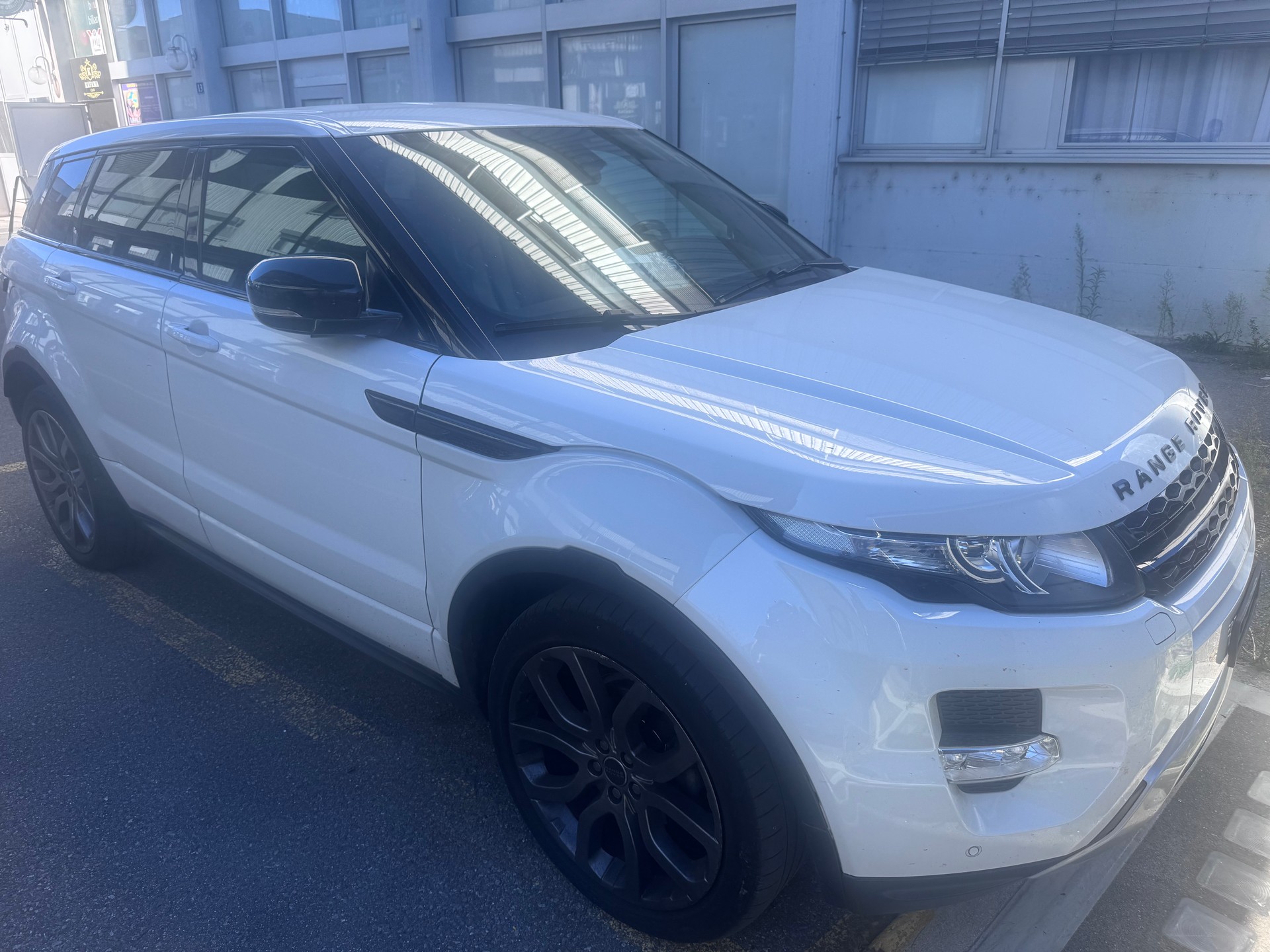 LAND ROVER Range Rover Evoque 2.0 Si4 Prestige AT6-image-1