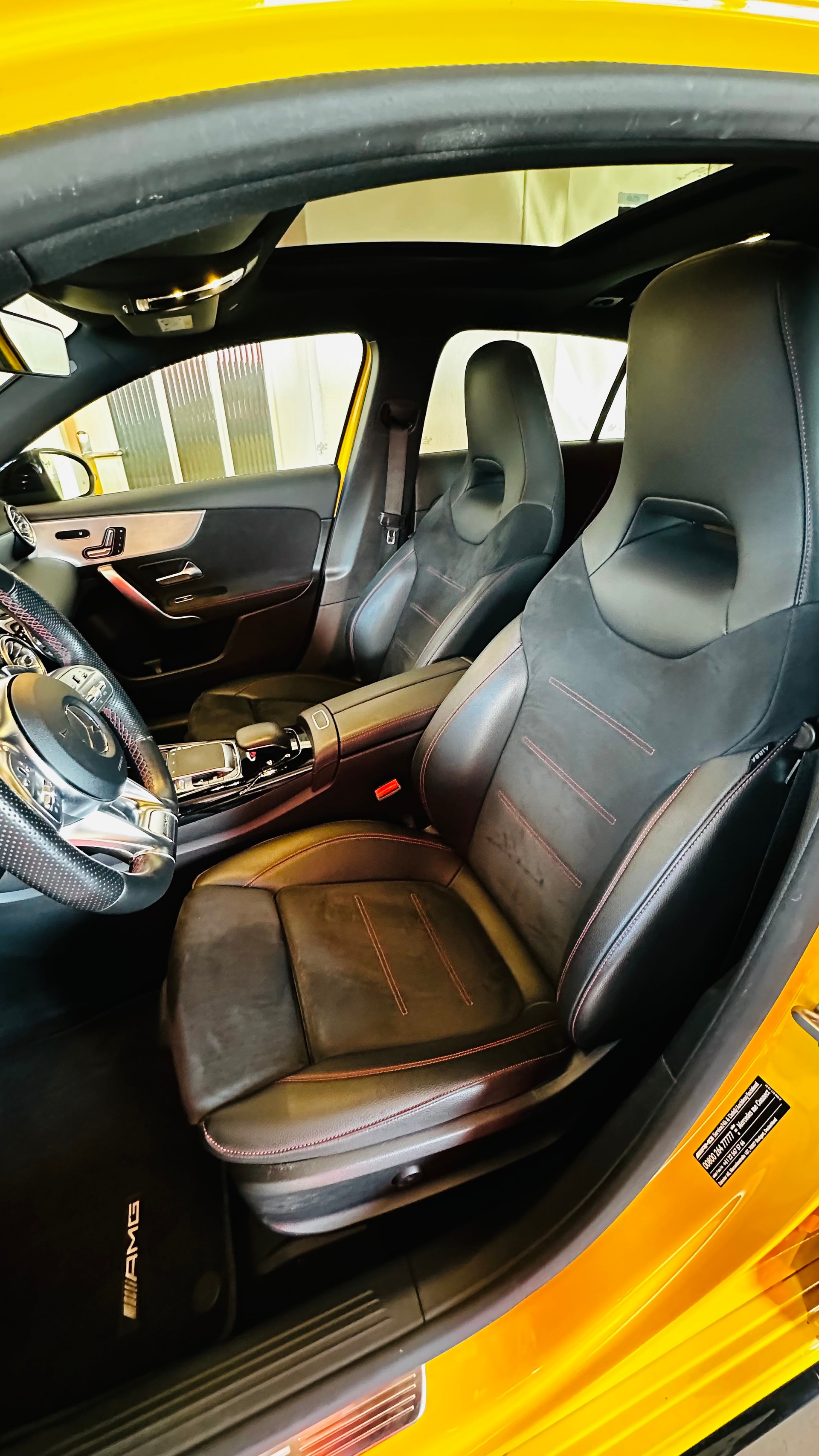 MERCEDES-BENZ A 35 AMG 4Matic Speedshift-image-12