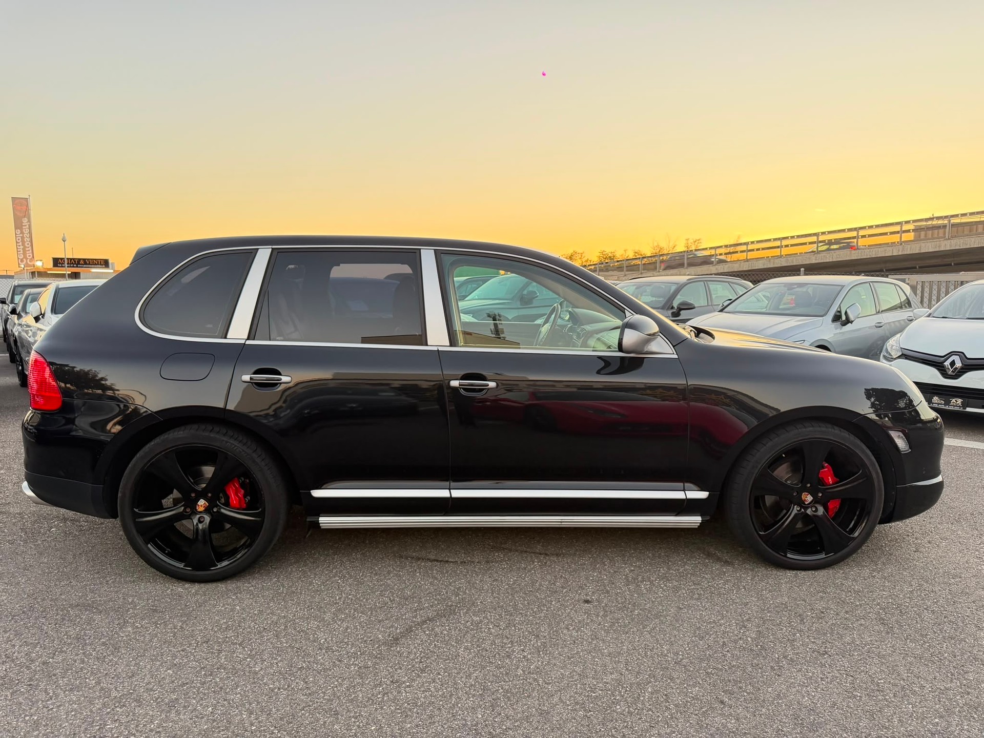 PORSCHE Cayenne Turbo-image-6