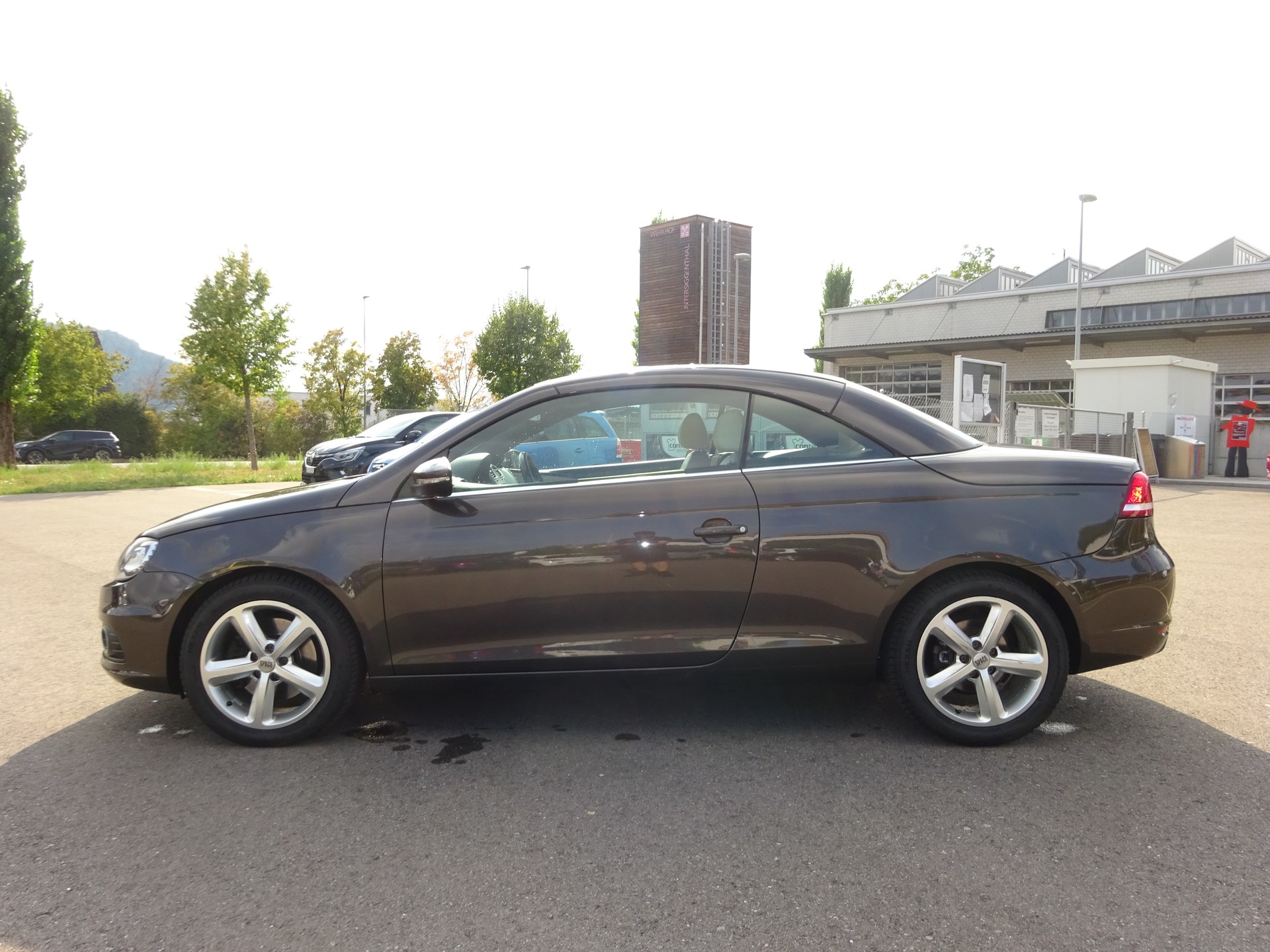VW Eos 2.0 TSI DSG-image-8