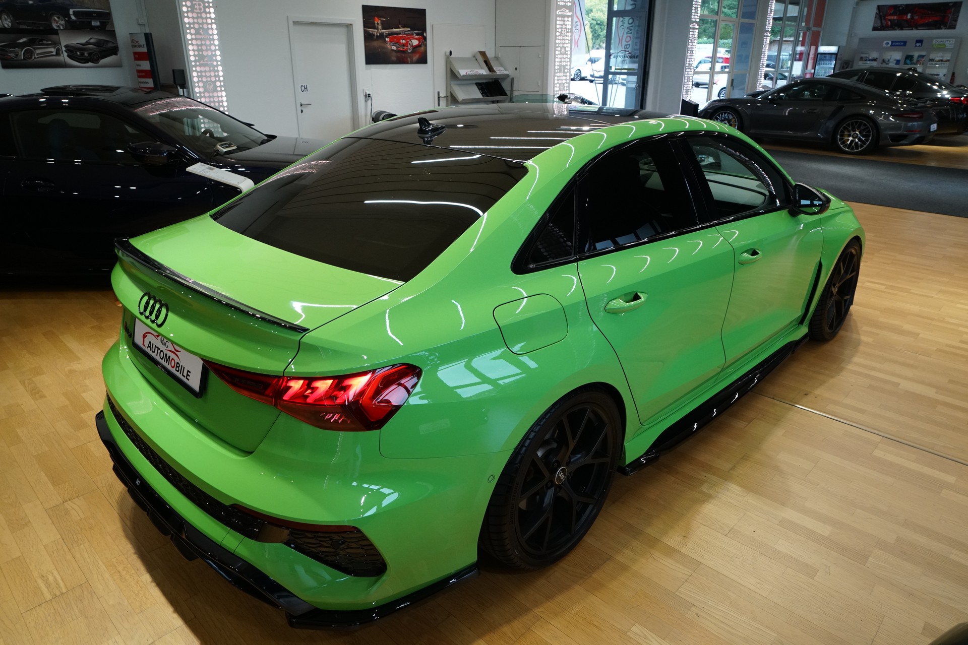 AUDI RS3 Limousine 2.5 TSI quattro S-tronic-image-8