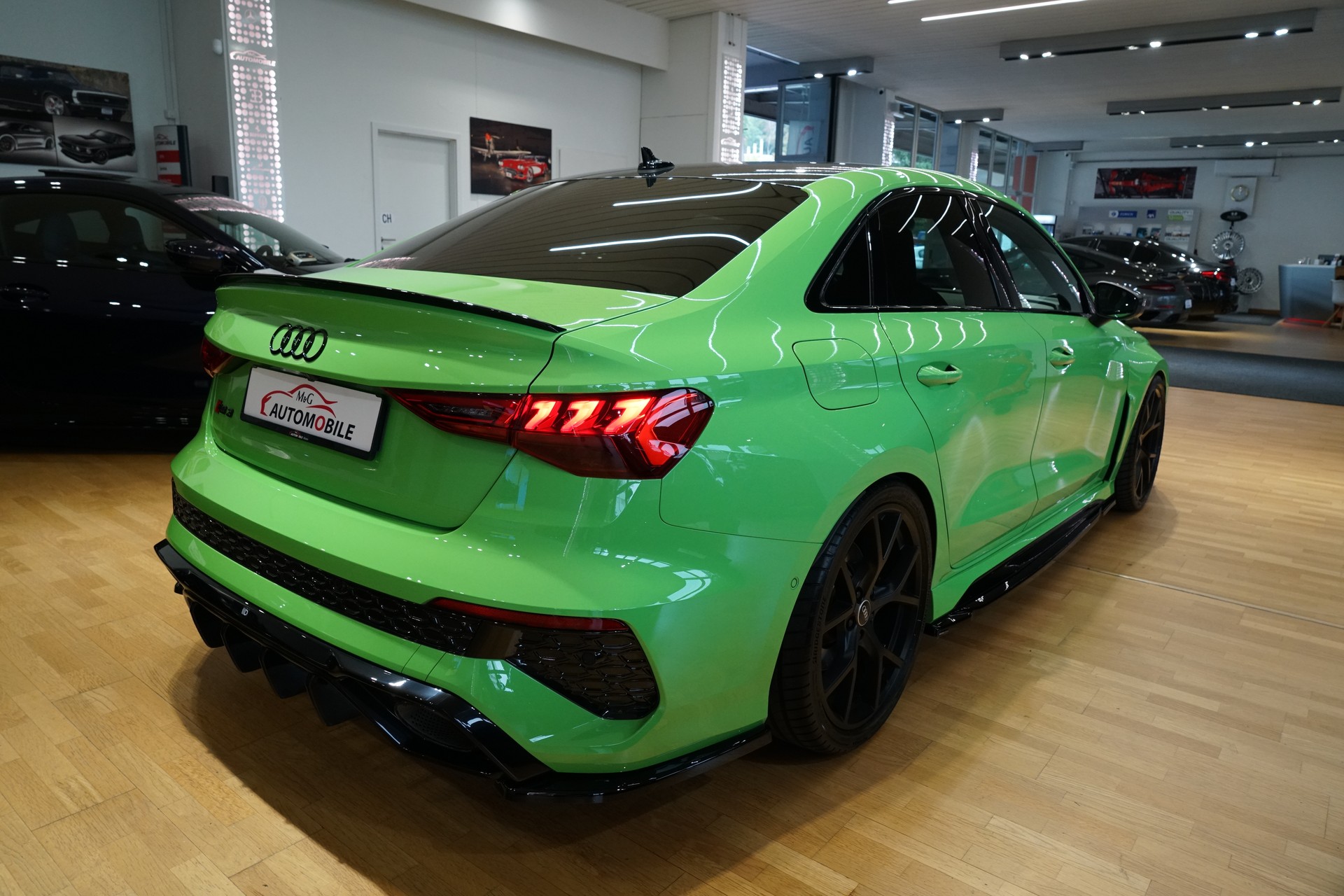 AUDI RS3 Limousine 2.5 TSI quattro S-tronic-image-7