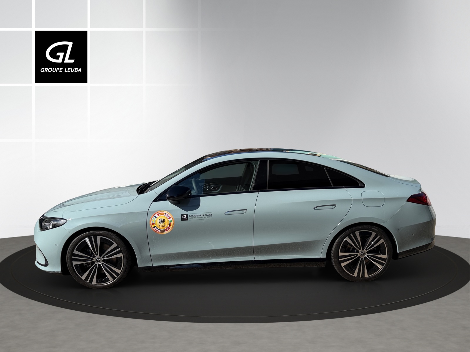 MERCEDES-BENZ CLA 200 4 M-image-5