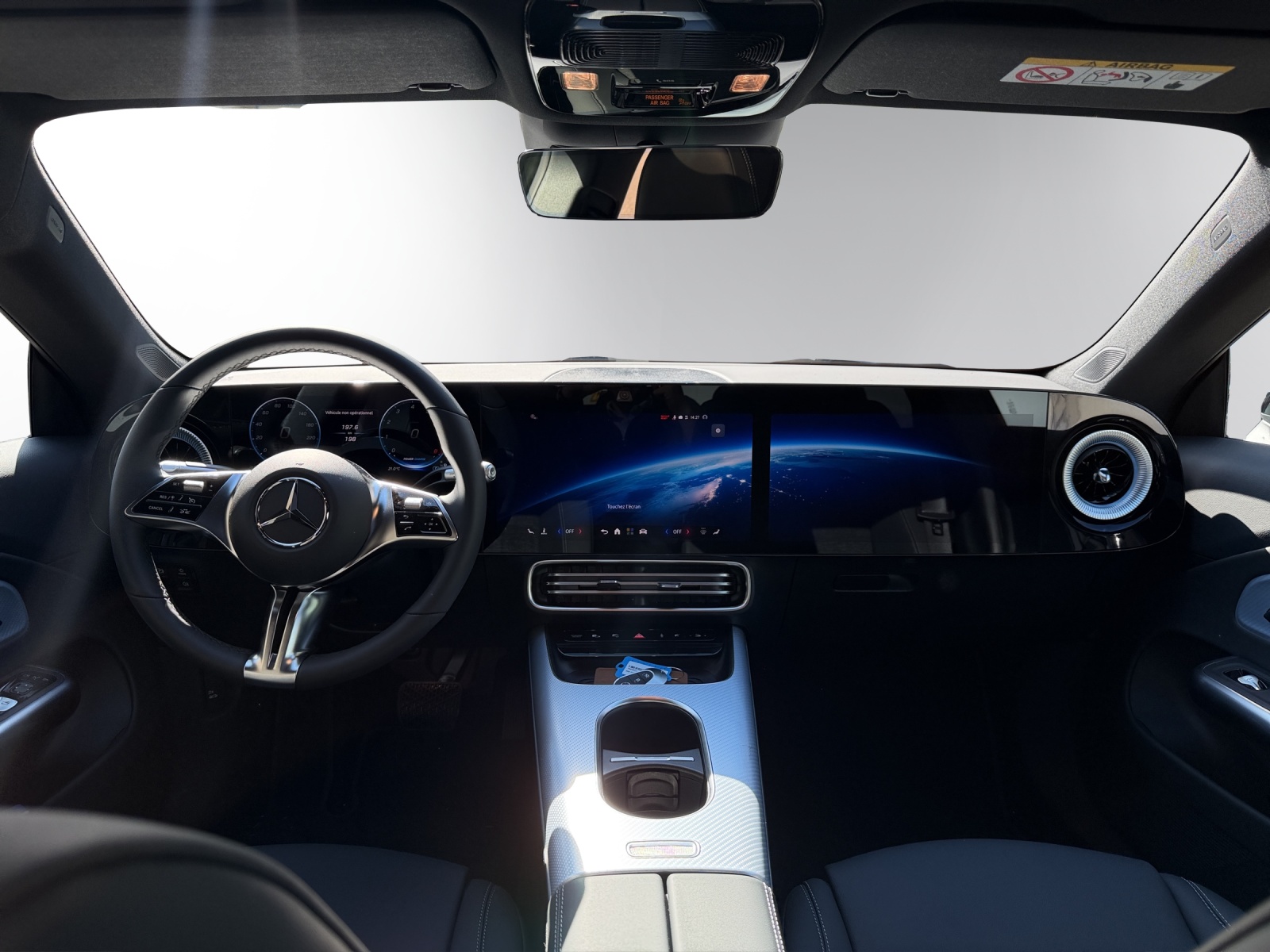 MERCEDES-BENZ CLA 200 4 M-image-7