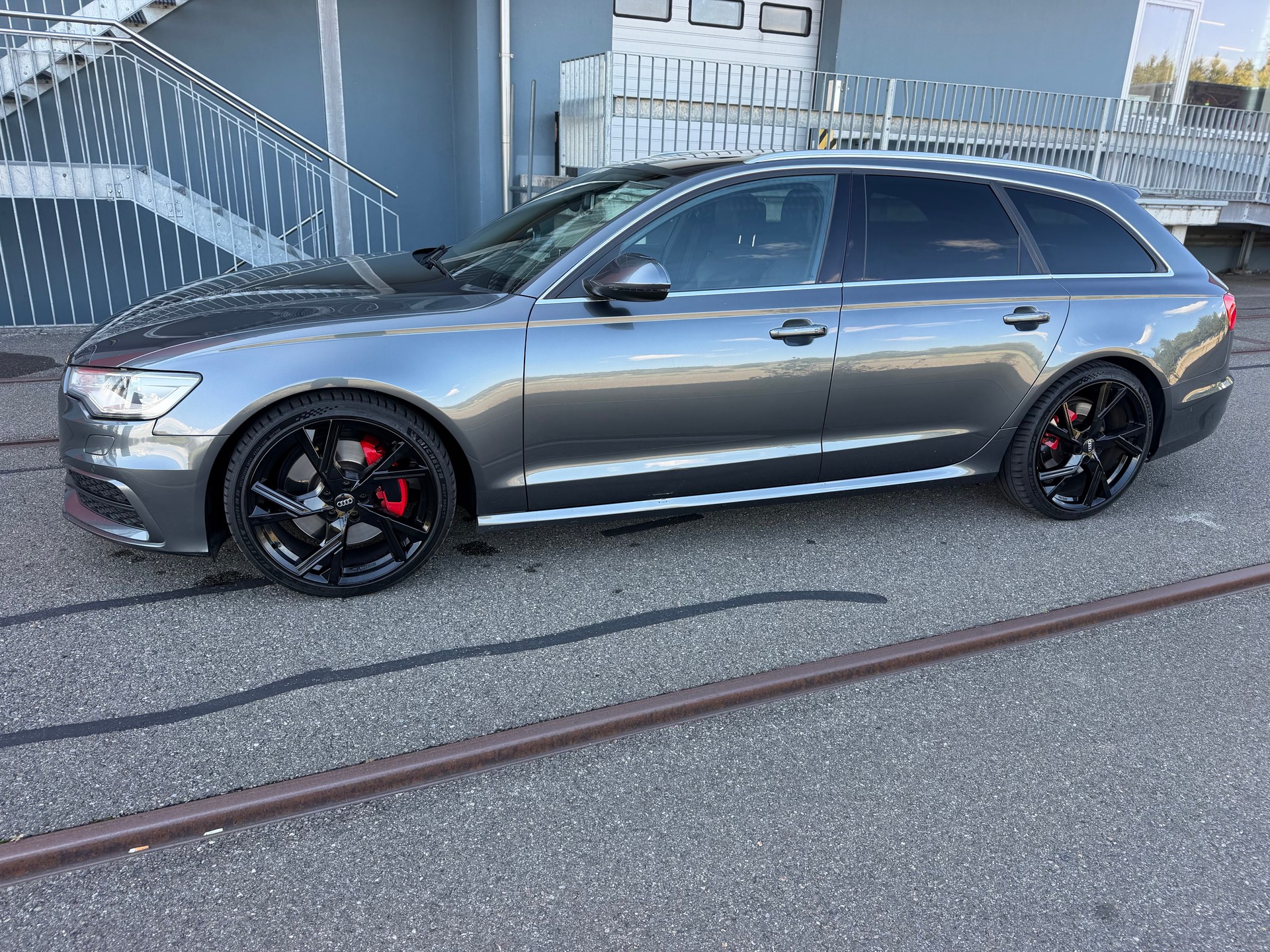 AUDI A6 Avant 3.0 BiTDI V6 quattro tiptronic-image-19