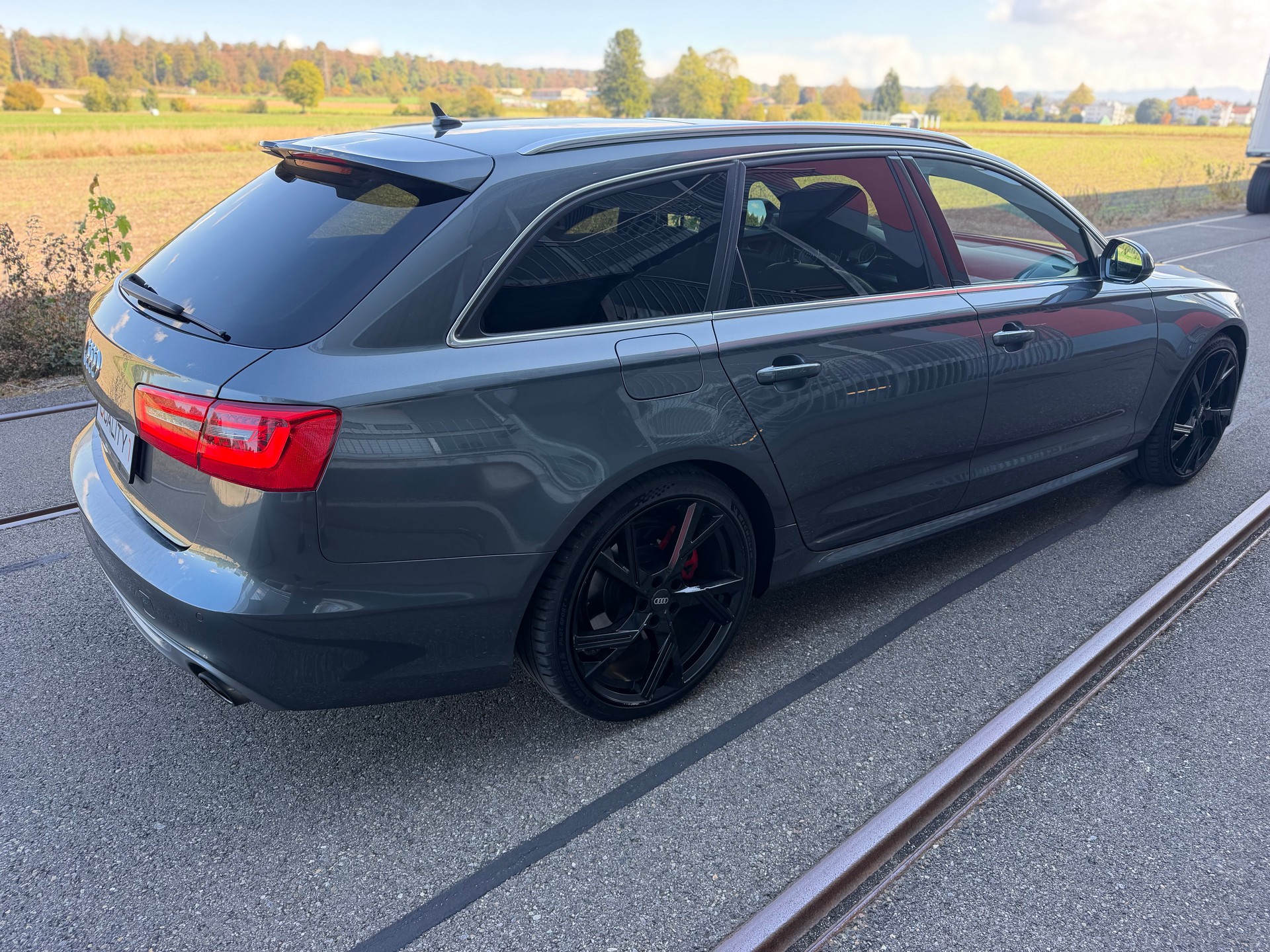 AUDI A6 Avant 3.0 BiTDI V6 quattro tiptronic-image-4