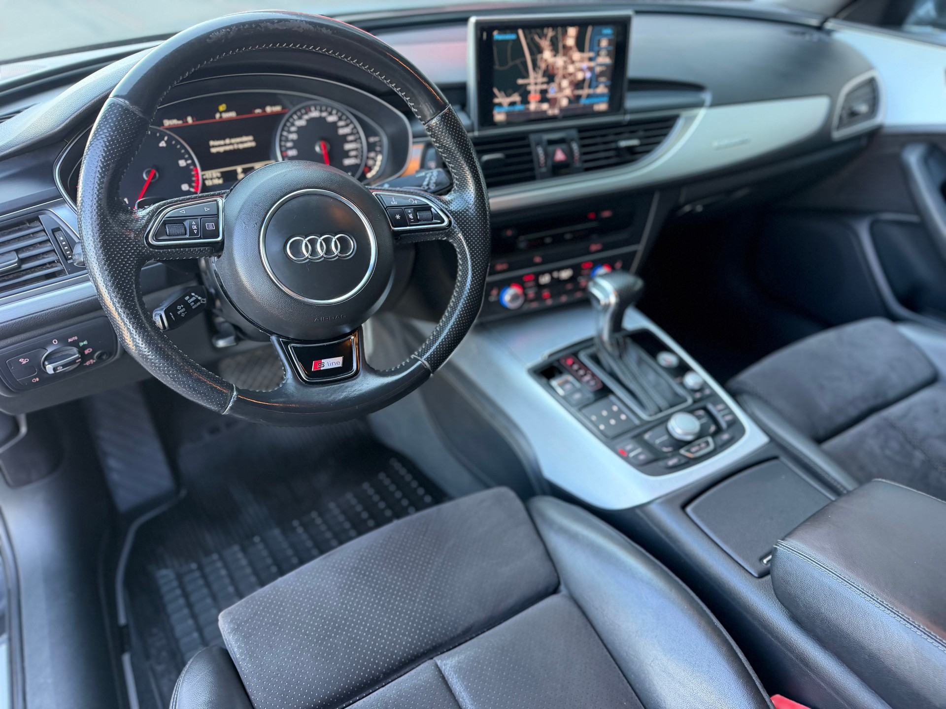 AUDI A6 Avant 3.0 BiTDI V6 quattro tiptronic-image-17