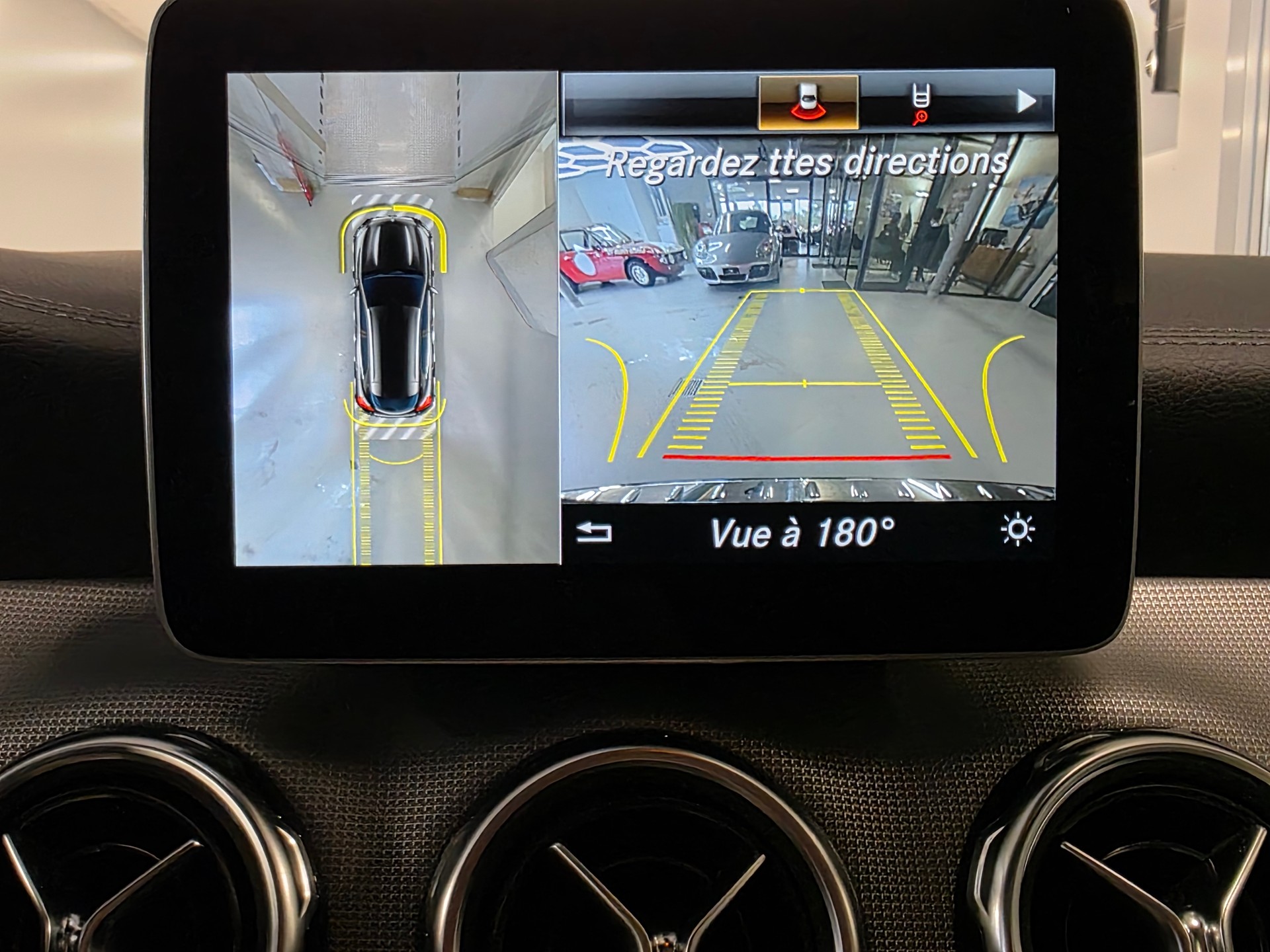 MERCEDES-BENZ GLA 200 Night Star 7G-DCT-image-11