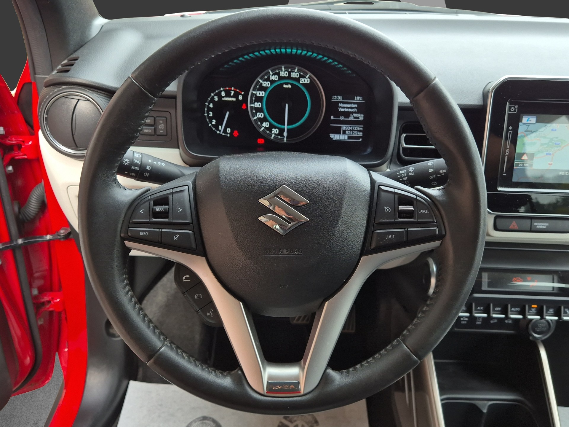 SUZUKI Ignis 1.2i Piz Sulai Top Hybrid 4x4-image-9