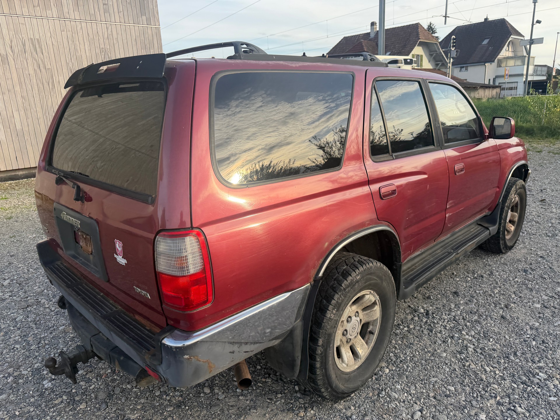 TOYOTA 4-RUNNER-image-2
