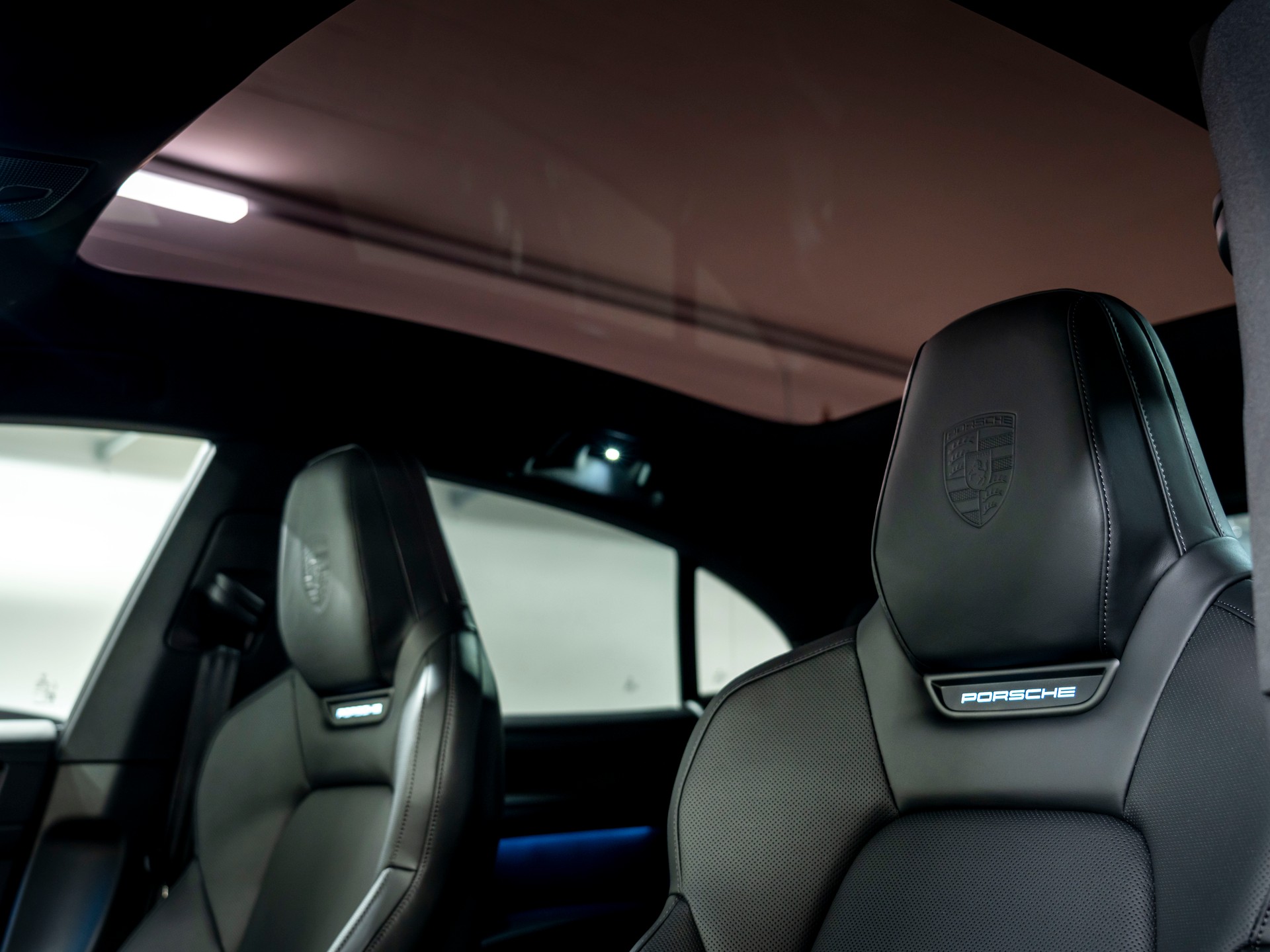 PORSCHE Cayenne Coupe S Electric 113 kWh-image-13