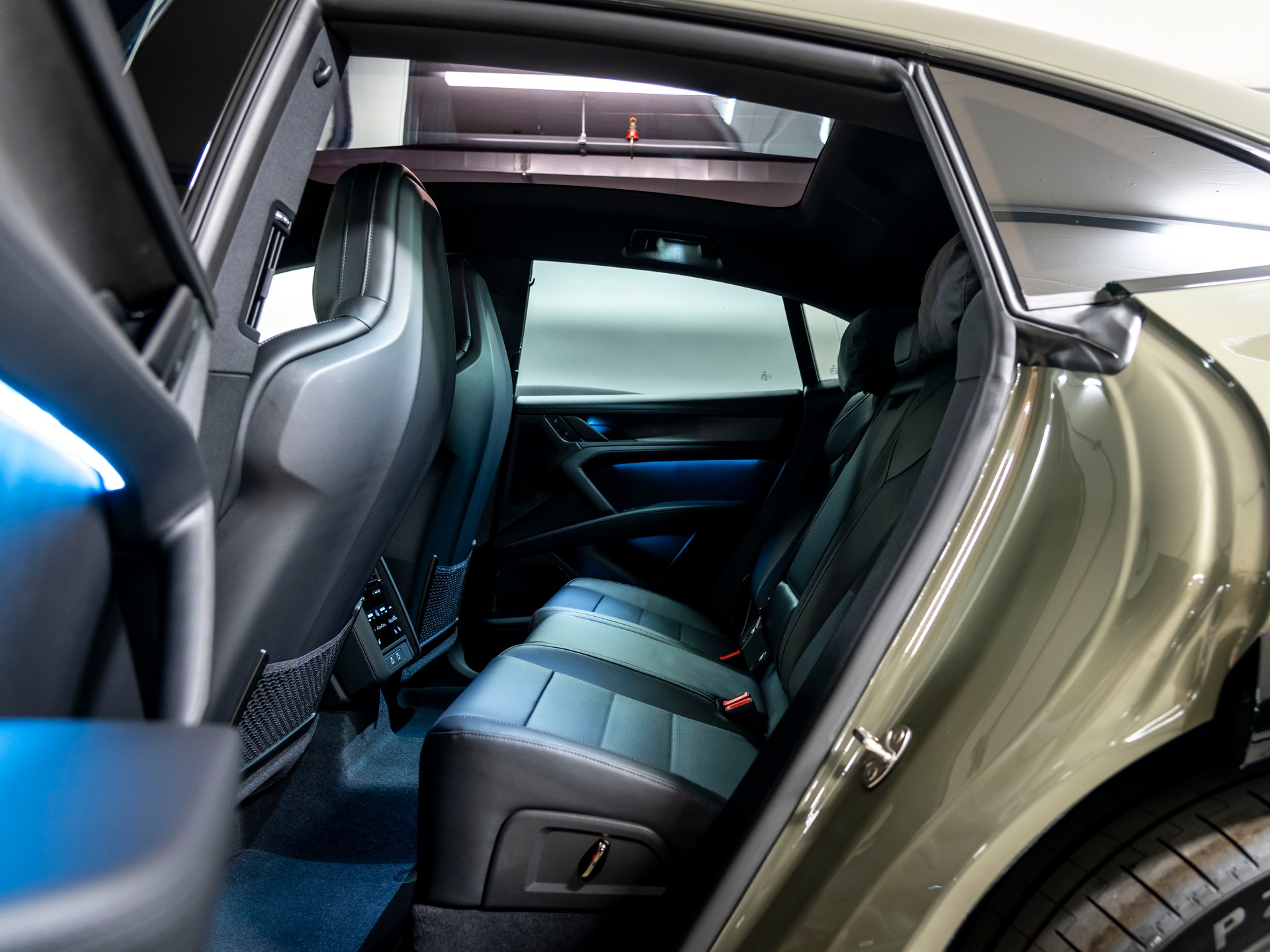 PORSCHE Cayenne Coupe S Electric 113 kWh-image-20