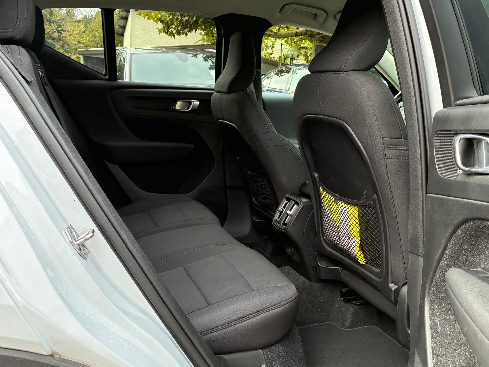VOLVO XC40 T3 Momentum Geartronic-image-14