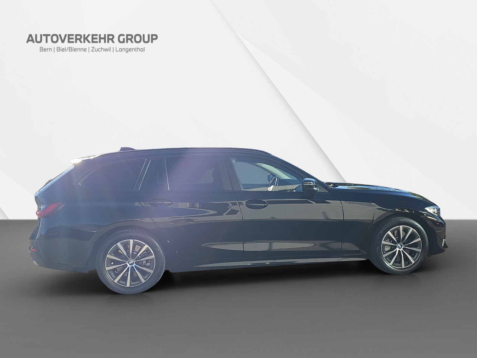 BMW 330e xDrive Steptronic-image-7