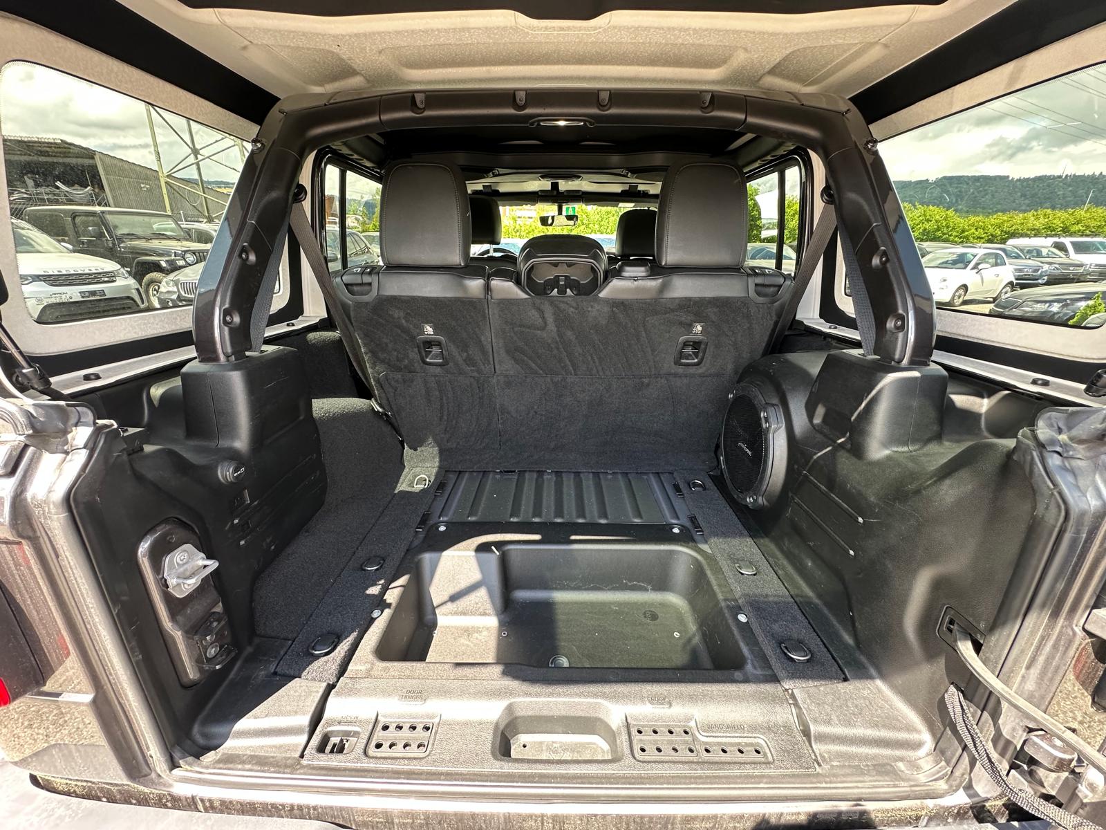 JEEP Wrangler 2.2MJ Unlimited Sahara Automatic-image-11