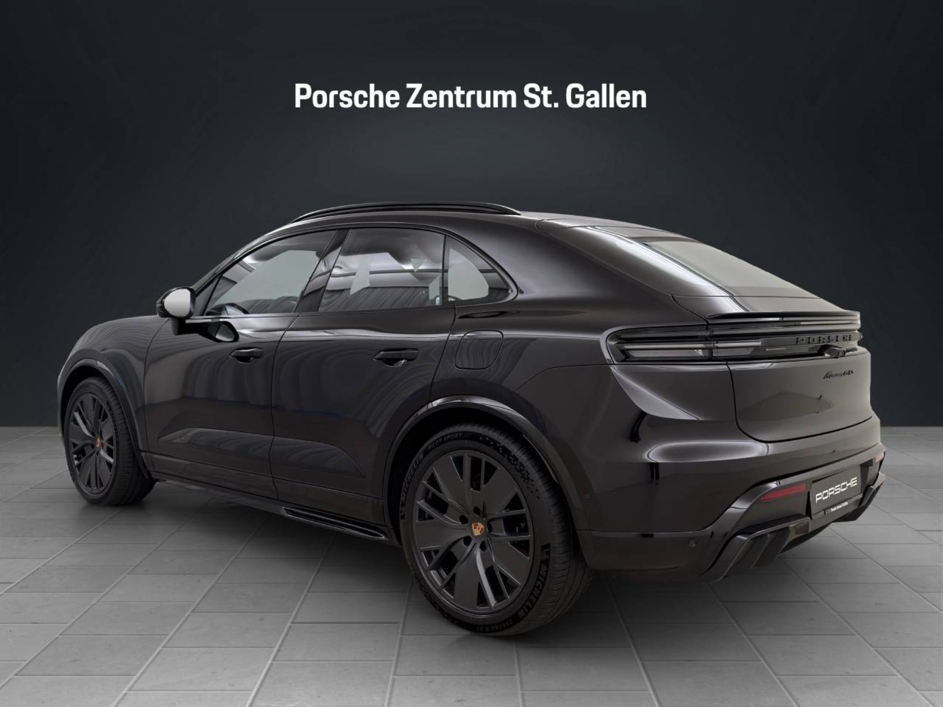 PORSCHE Macan GTS-image-2