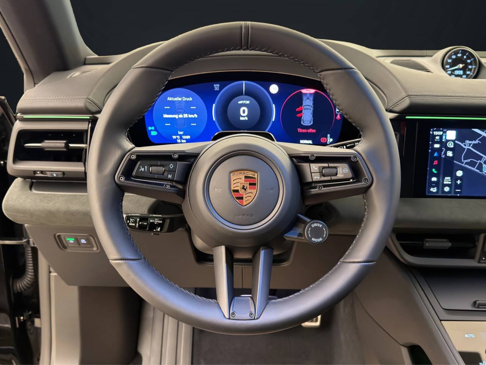 PORSCHE Macan GTS-image-12
