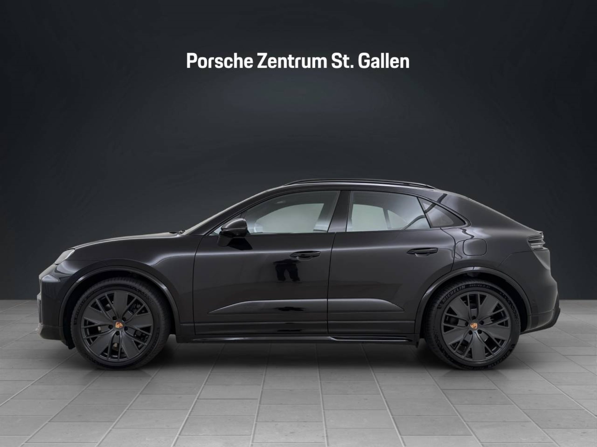 PORSCHE Macan GTS-image-1