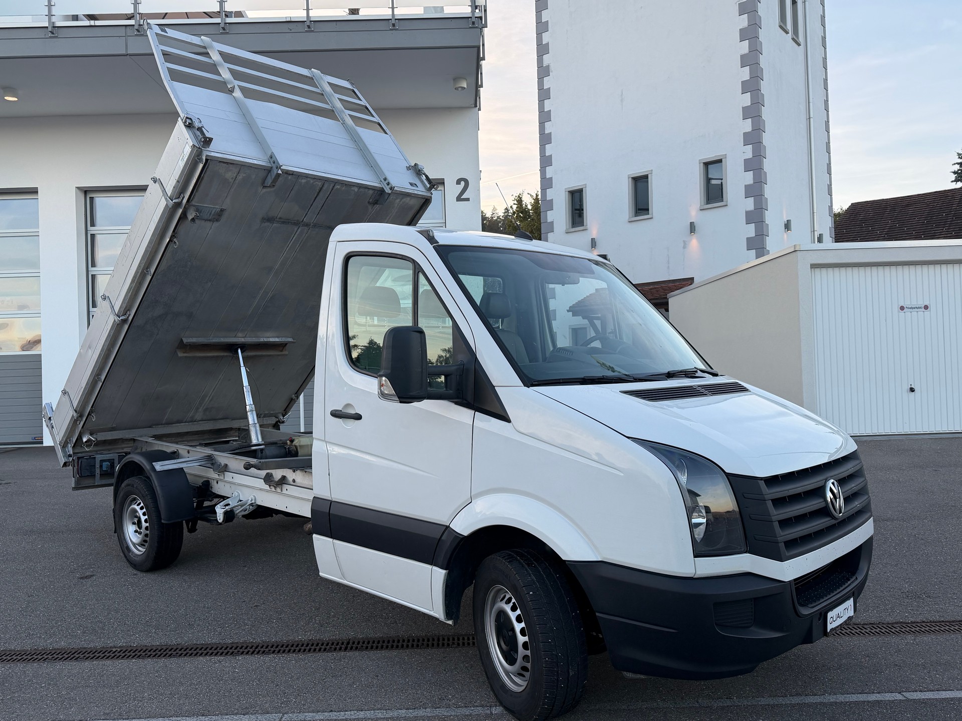 VW Crafter 35 2.0 TDI CR-image-2