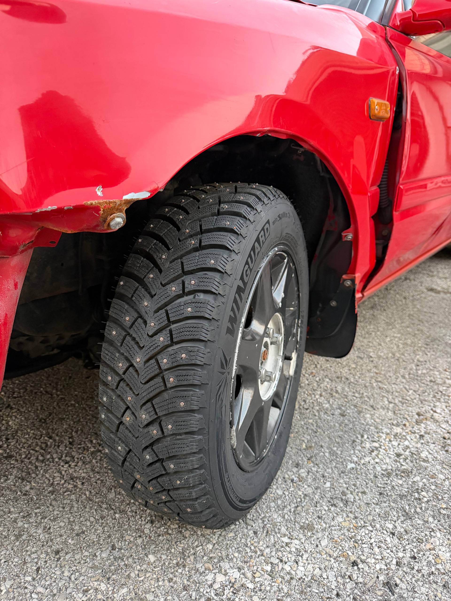 MAZDA 323 1.8i 16V GTX Turbo4WD-image-7