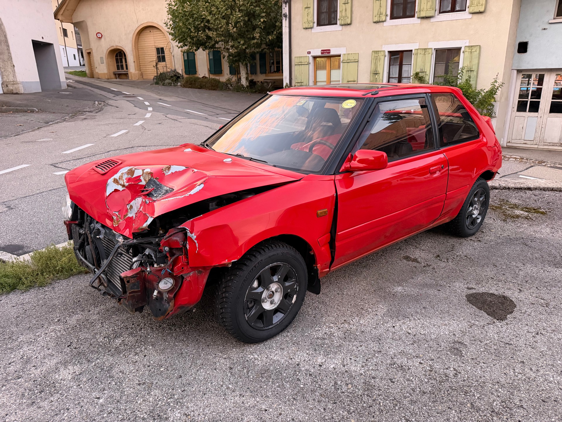 MAZDA 323 1.8i 16V GTX Turbo4WD-image-1