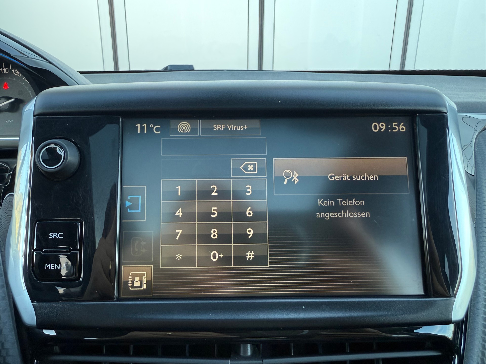 PEUGEOT 2008 1.2 PureTech Allure EAT6-image-10