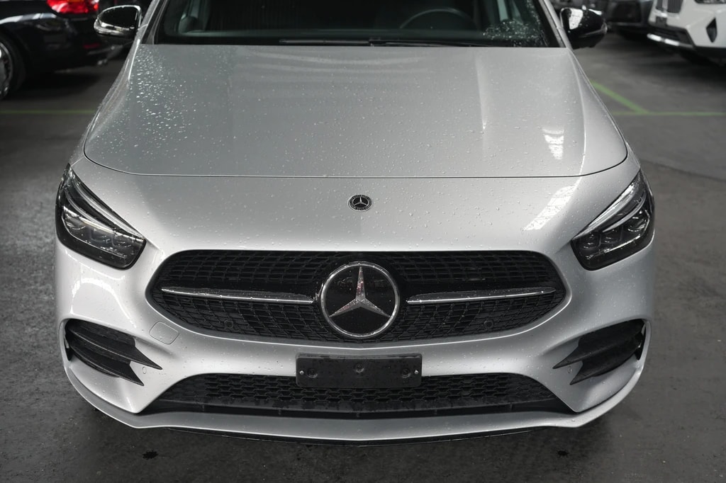 MERCEDES-BENZ B 250 AMG Line-image-2