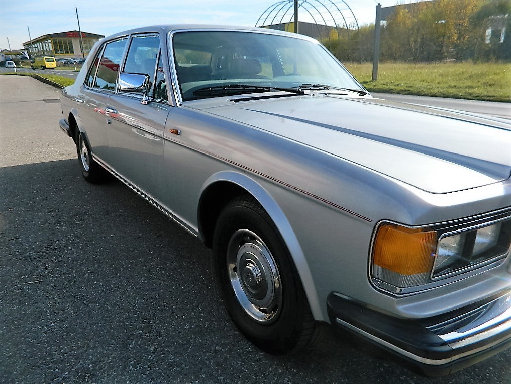 ROLLS-ROYCE Silver Spirit (Limousine) Rolls-Royce ROLLS-ROYCE Silver Spirit (Limousine)