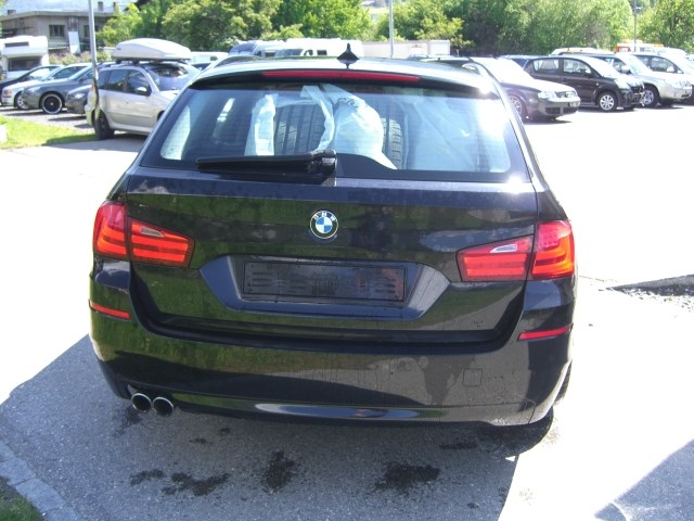 BMW 525d Touring Steptronic-image-3