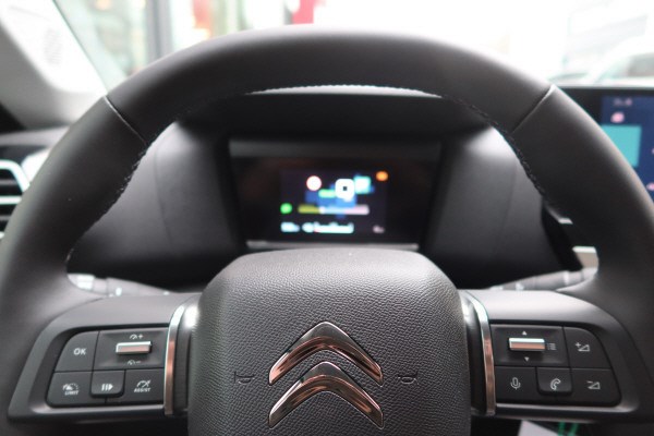 CITROEN C4 Electric Swiss Ed.-image-10